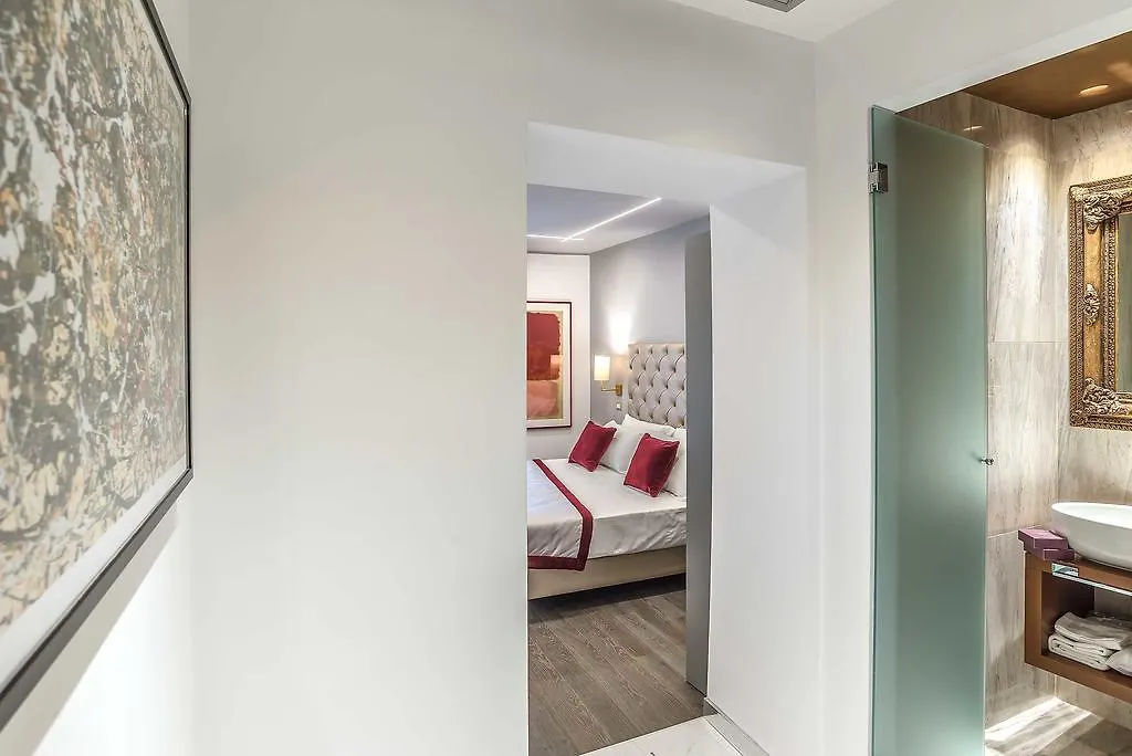 Colonna Suite Del Corso Ρώμη 3*,
