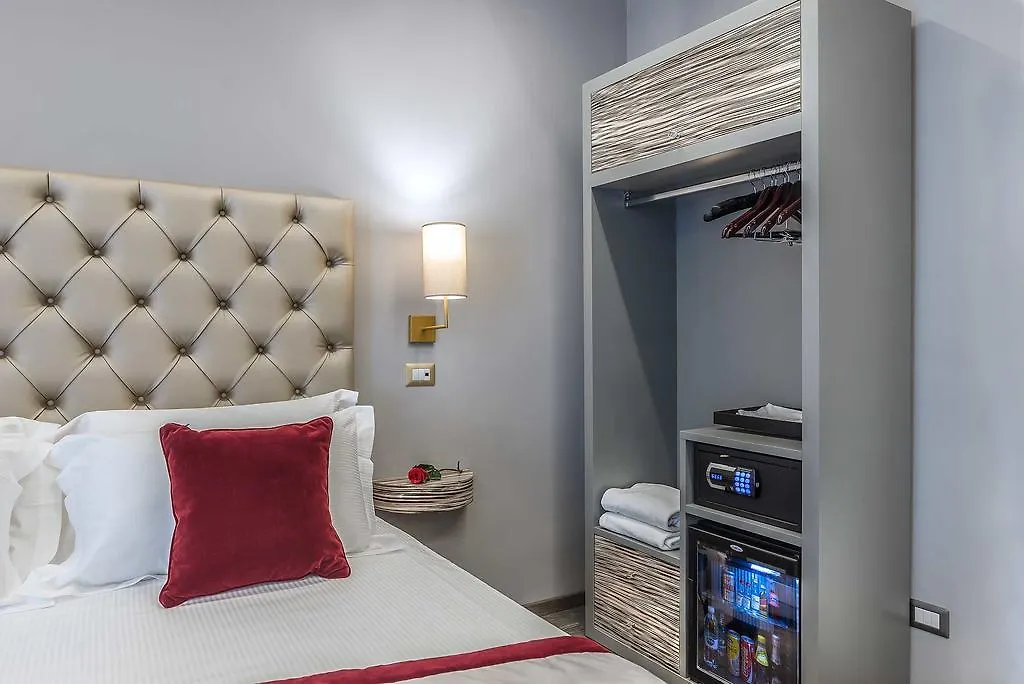 *** Guest house Colonna Suite Del Corso Italy