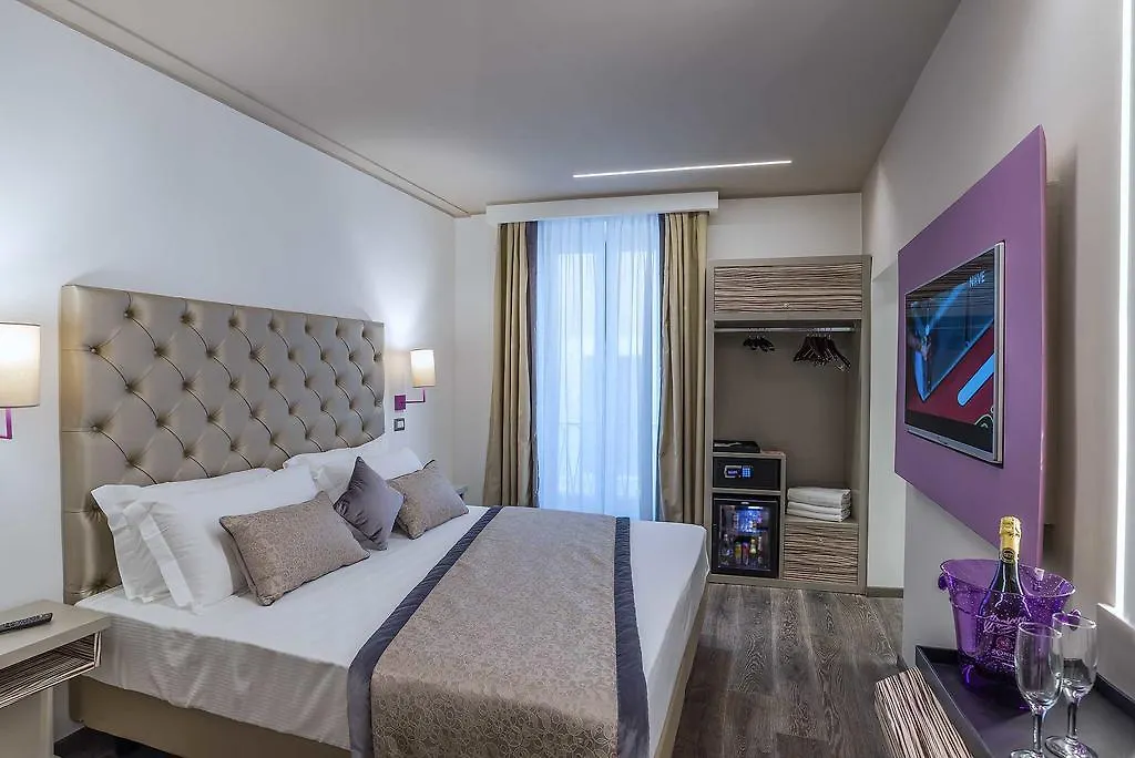 *** Maison d'hôtes Colonna Suite Del Corso Rome Italie