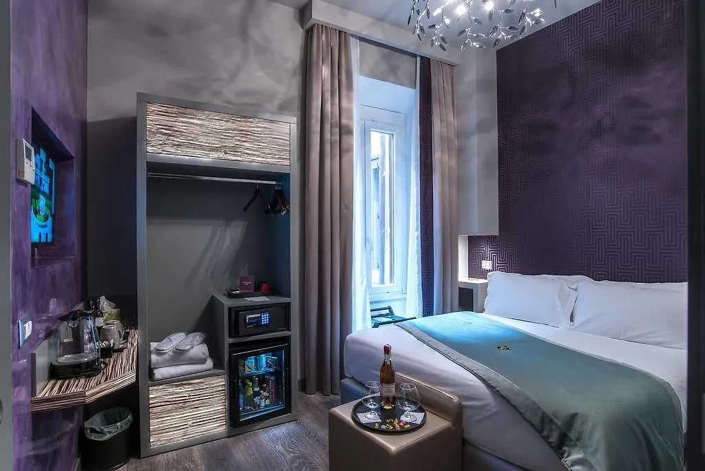 Colonna Suite Del Corso Ρώμη 3*,