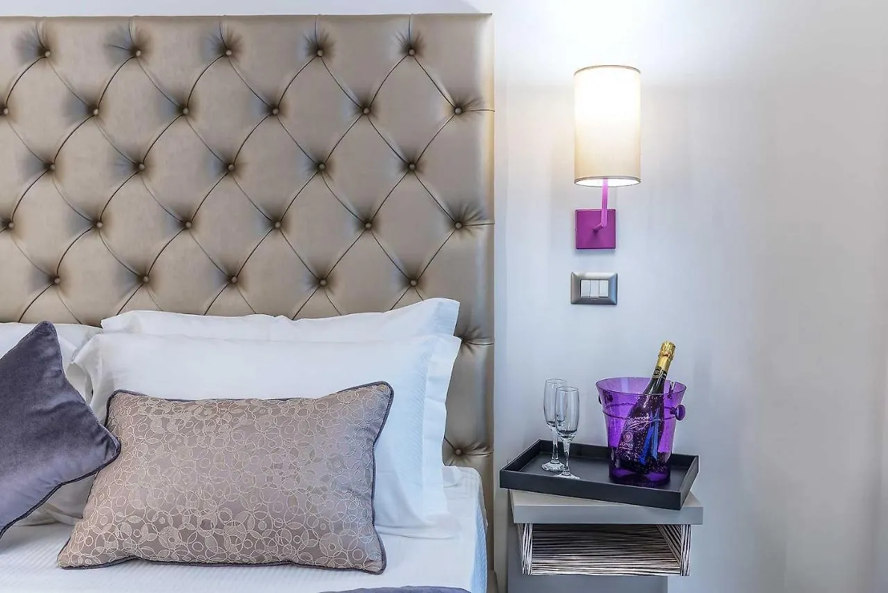 Colonna Suite Del Corso Ρώμη 3*,  Ιταλία